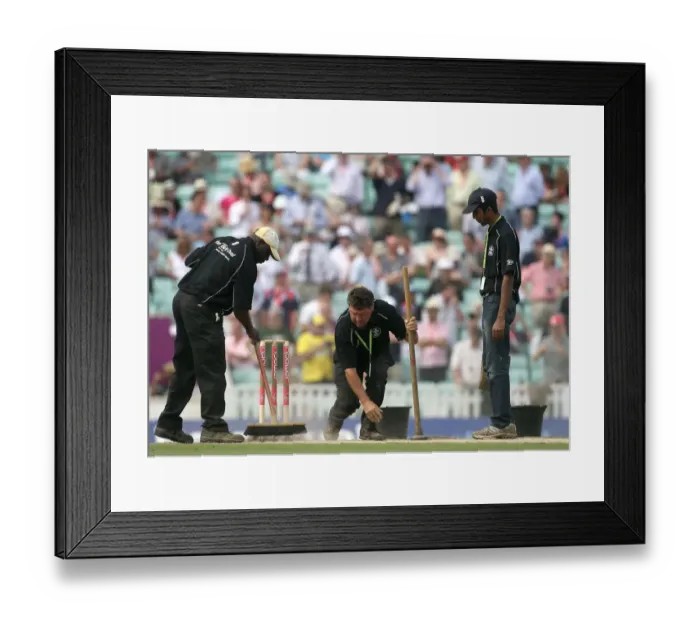 Framed Print : Groundstaff Repair The Crease