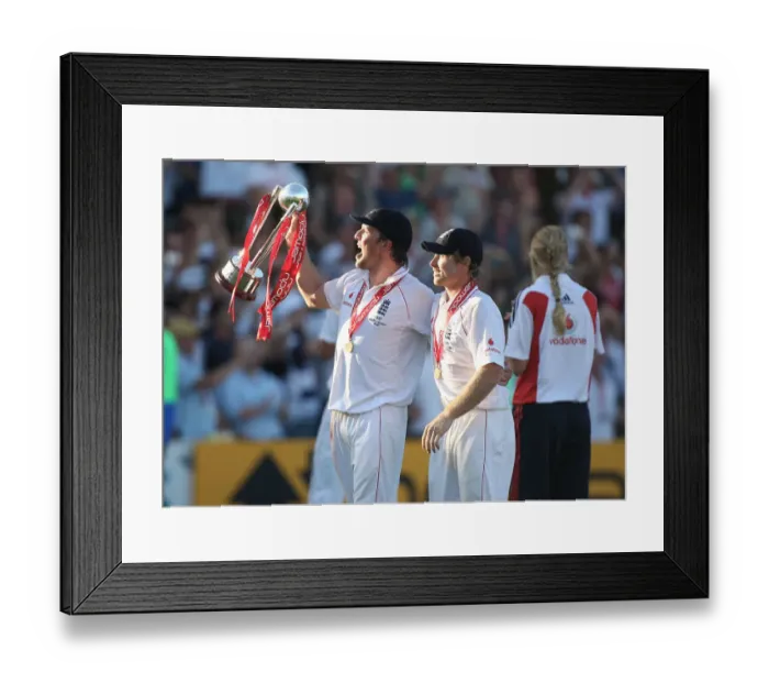 Framed Print : Graeme Swann & Ian Bell