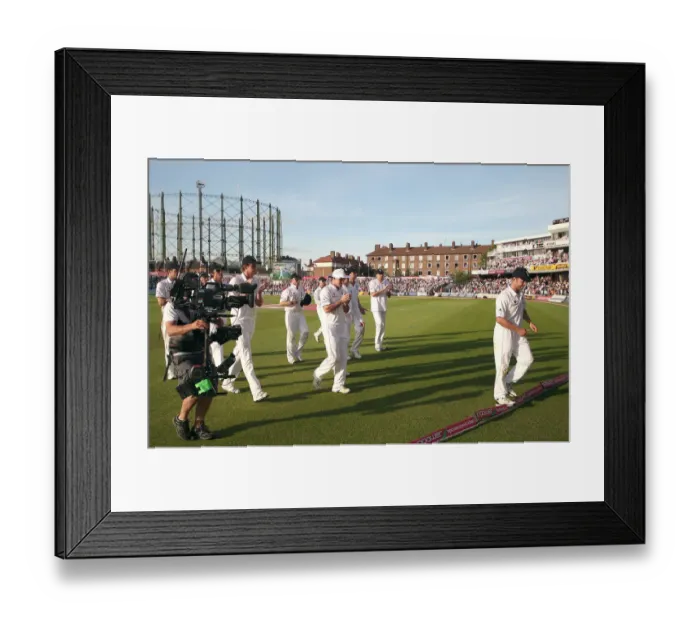 Framed Print : Jonathan Trott Leaves The Field