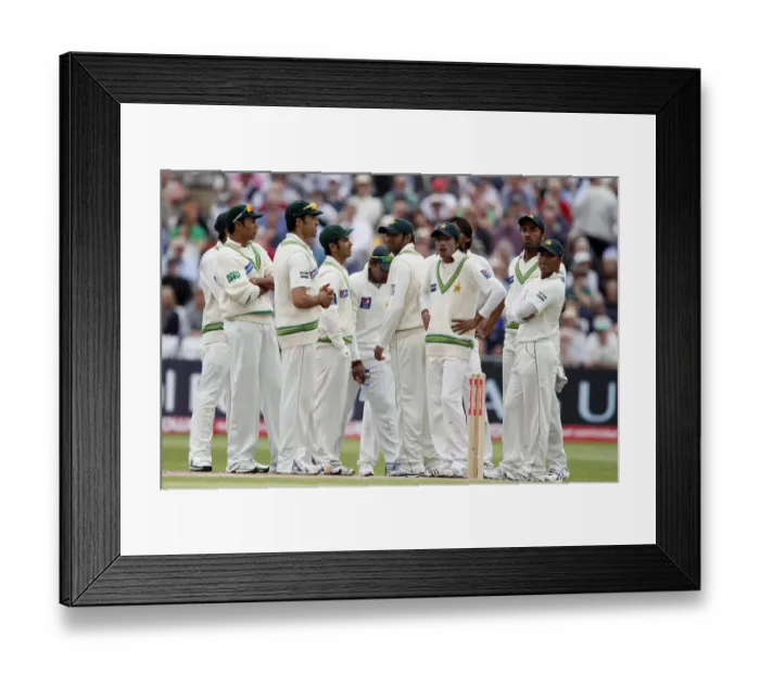 Framed Print : Pakistan Player With Injured Finger Framed Print : Pakistan Player With Injured Finger