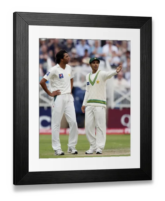 Framed Print : Mohammad Asif & Salman Butt Framed Print : Mohammad Asif & Salman Butt