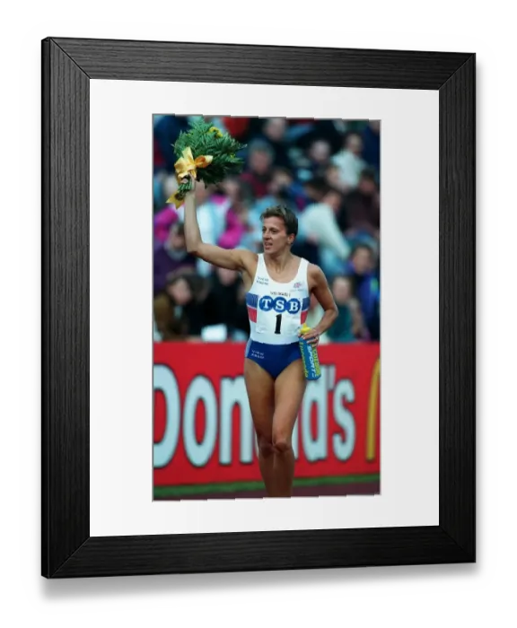 Framed Print : Sally Gunnell Framed Print : Sally Gunnell