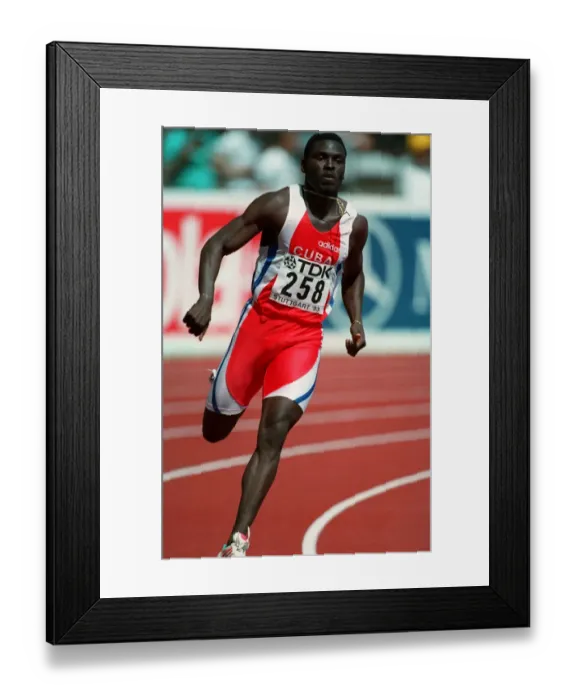 Framed Print : Roberto Hernandez Framed Print : Roberto Hernandez
