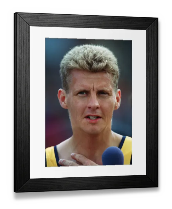 Framed Print : Steve Cram Framed Print : Steve Cram