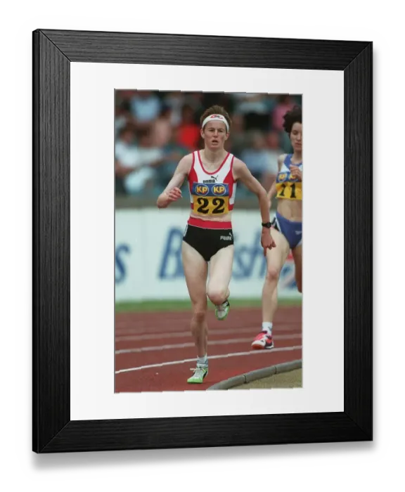 Framed Print : Yvonne Murray Framed Print : Yvonne Murray
