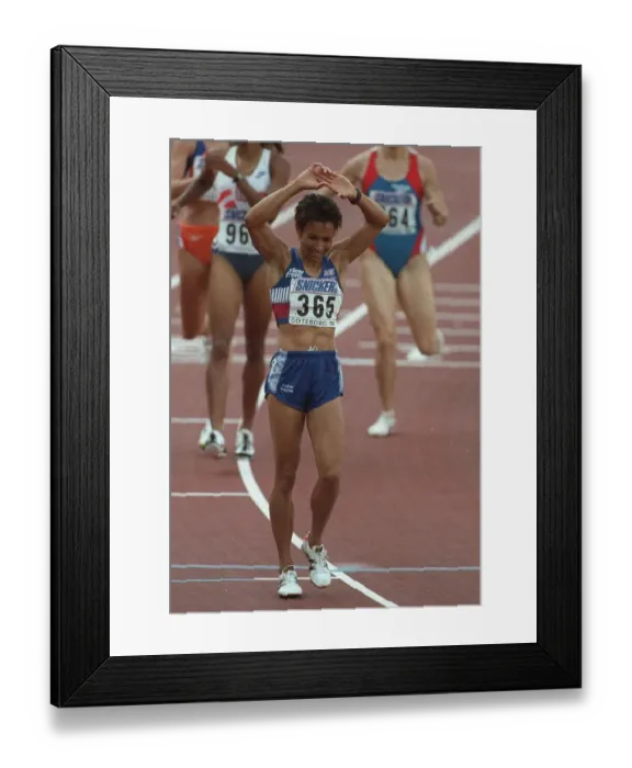 Framed Print : Kelly Holmes Framed Print : Kelly Holmes