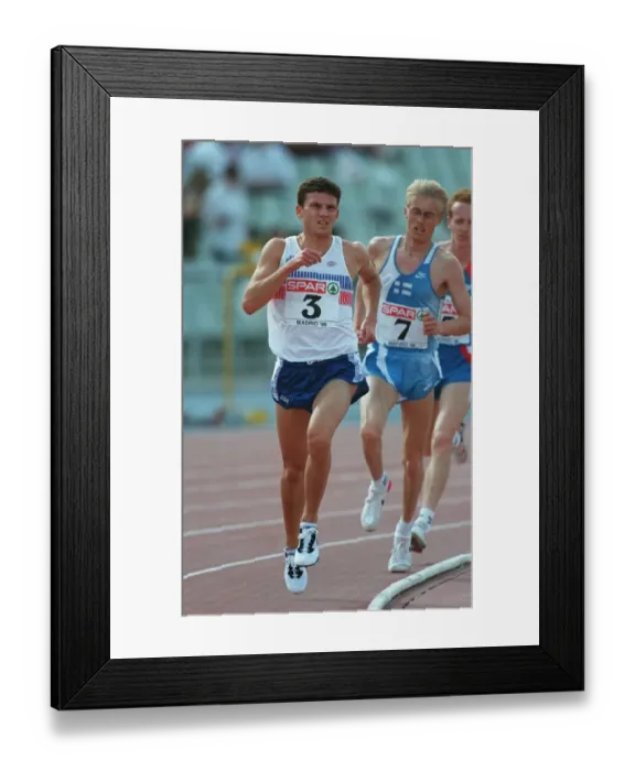 Framed Print : Gary Lough Framed Print : Gary Lough