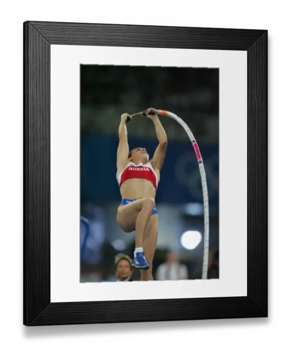 Framed Print : Yelena Isinbayeva Framed Print : Yelena Isinbayeva
