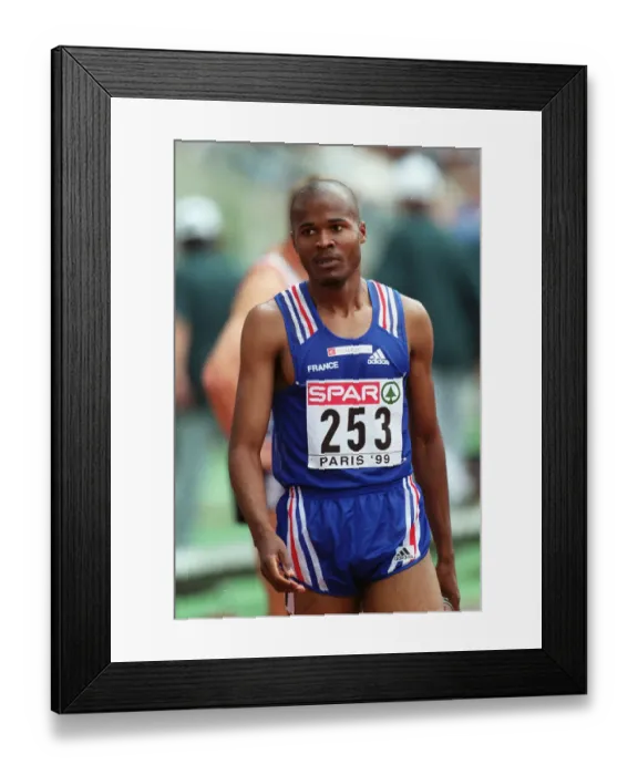 Framed Print : David Divad Framed Print : David Divad
