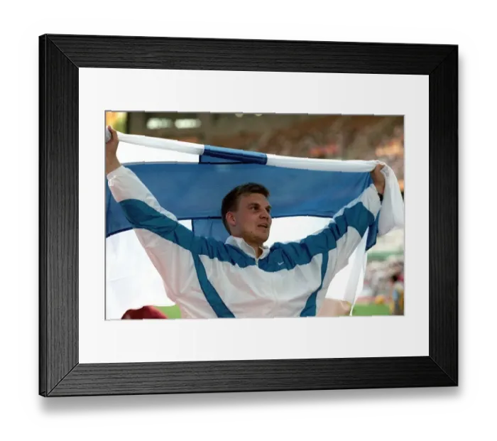 Framed Print : Aki Parviainen Framed Print : Aki Parviainen