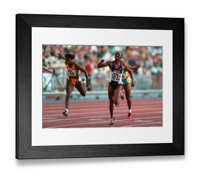 Framed Print : Inger Miller Wins 200 Meters Framed Print : Inger Miller Wins 200 Meters