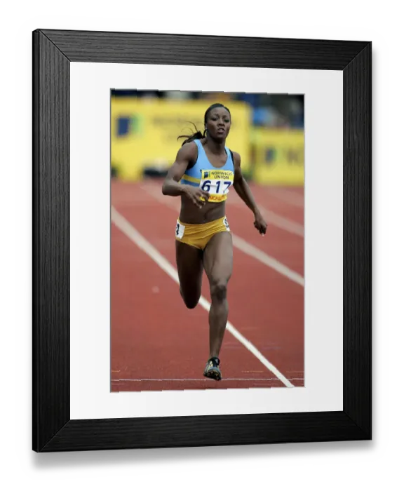 Framed Print : Lesley Owusu Framed Print : Lesley Owusu