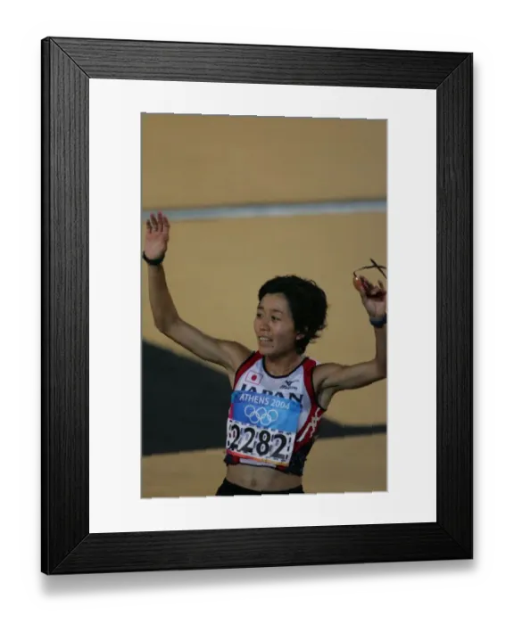 Framed Print : Mizuki Noguchi Framed Print : Mizuki Noguchi