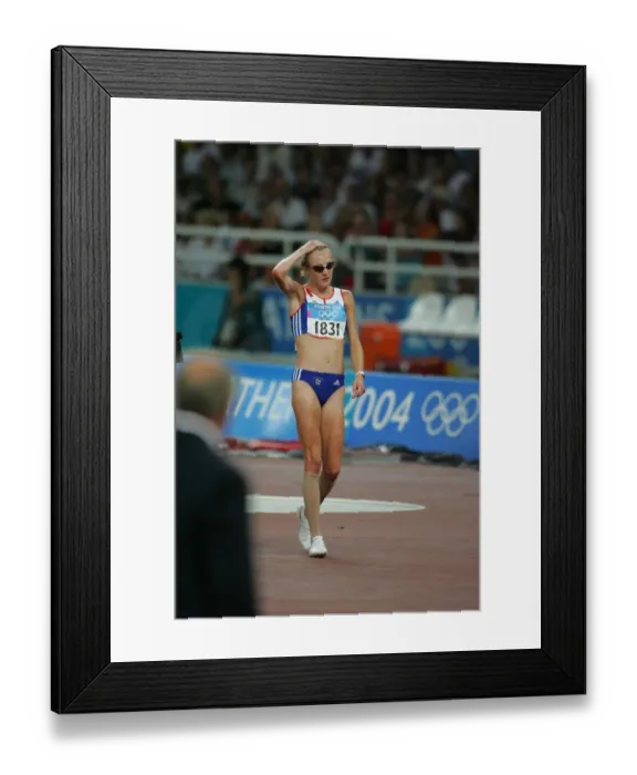 Framed Print : Paula Radcliffe Drops Out Framed Print : Paula Radcliffe Drops Out