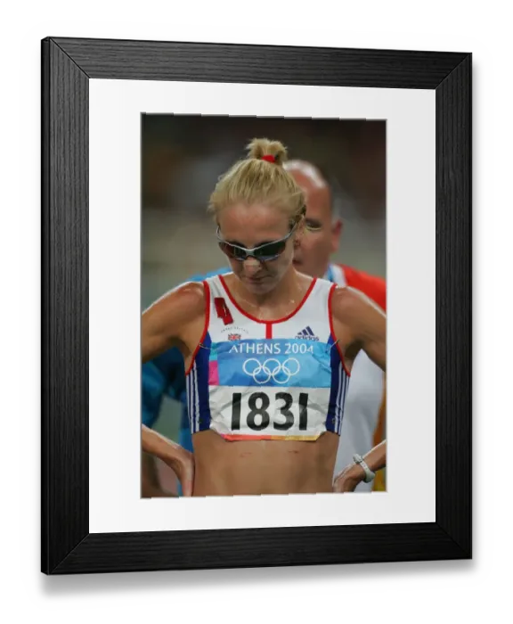 Framed Print : Paula Radcliffe Drops Out Framed Print : Paula Radcliffe Drops Out