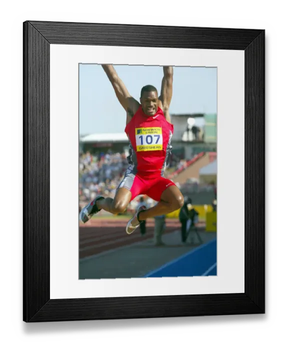 Framed Print : Savante Stringfellow Framed Print : Savante Stringfellow