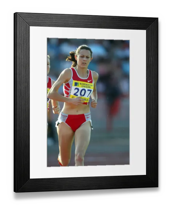 Framed Print : Jo Pavey 3000 Metres Norwich Union Super League Gateshead, England 13 July 2003 Date Framed Print : Jo Pavey 3000 Metres Norwich Union Super League Gateshead, England 13 July 2003 Date