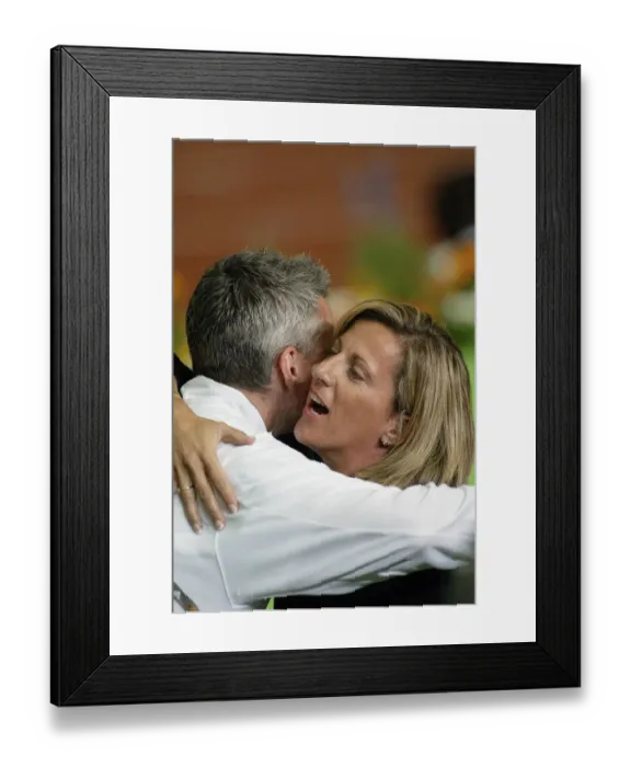 Framed Print : Jonathan Edwards & Sally Gunnell