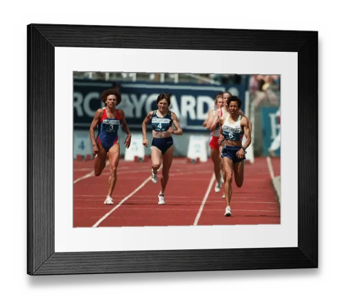 Framed Print : Kelly Holmes (Far Right) Framed Print : Kelly Holmes (Far Right)