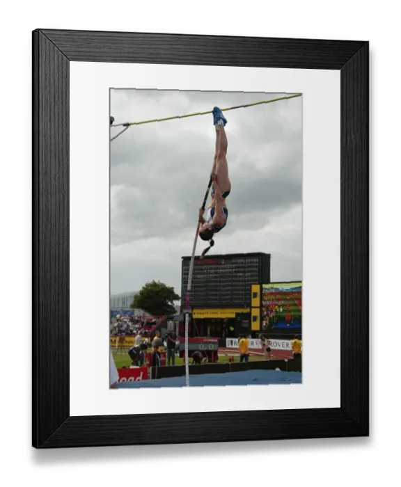 Framed Print : Yelena Isinbayeva