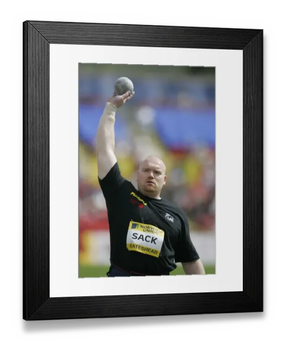 Framed Print : Rene Sack Shot Put Norwich Union British Grand Pr Gateshead International Stadium Framed Print : Rene Sack Shot Put Norwich Union British Grand Pr Gateshead International Stadium