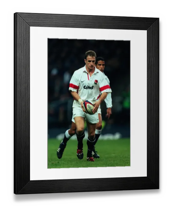 Framed Print : Mike Catt England and Bath Rugby Union 28 November 1998 Date: 28 November 1998 Framed Print : Mike Catt England and Bath Rugby Union 28 November 1998 Date: 28 November 1998