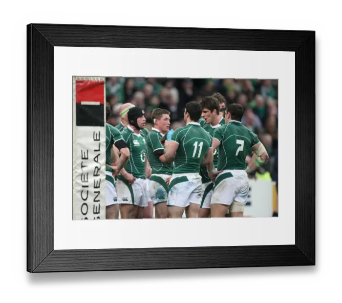 Framed Print : Dejected Ireland Players Framed Print : Dejected Ireland Players