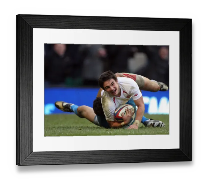 Framed Print : Harry Ellis Scores His 2nd Try