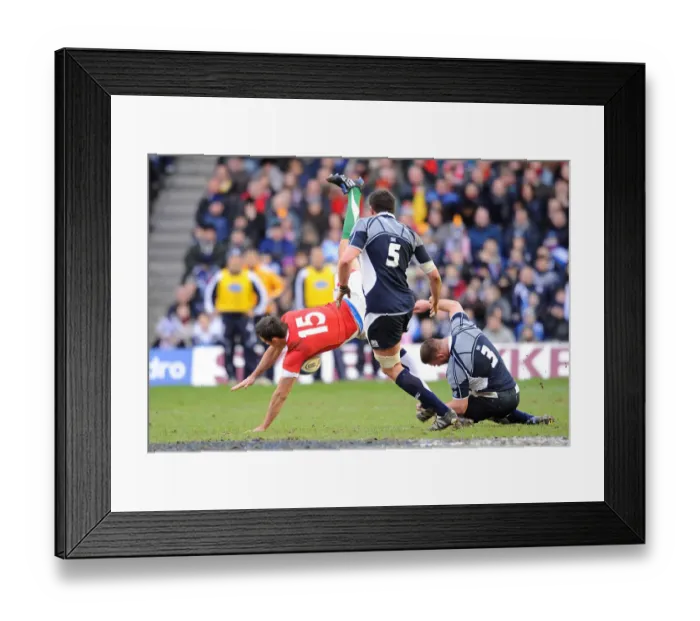 Framed Print : Geoffcross Gets Injured With Challenge Withlee Bryrne Framed Print : Geoffcross Gets Injured With Challenge Withlee Bryrne