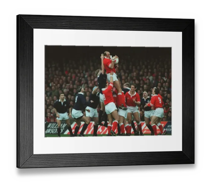 Framed Print : Derwyn Jones Outreaches Framed Print : Derwyn Jones Outreaches