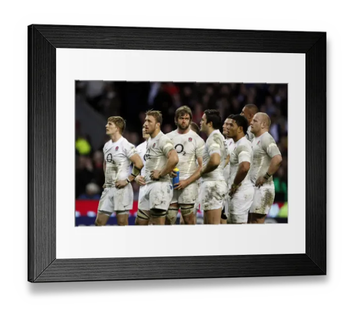 Framed Print : Chris Robshaw & England Team After The Defeat Framed Print : Chris Robshaw & England Team After The Defeat