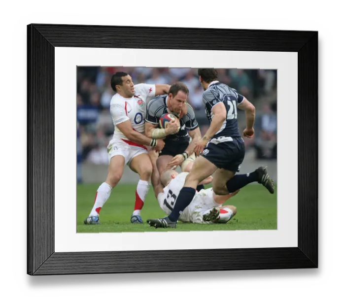 Framed Print : Graeme Morrison & Riki Flutey Framed Print : Graeme Morrison & Riki Flutey