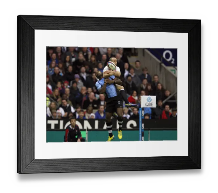 Framed Print : Charlie Sharples & Watisoni Votu