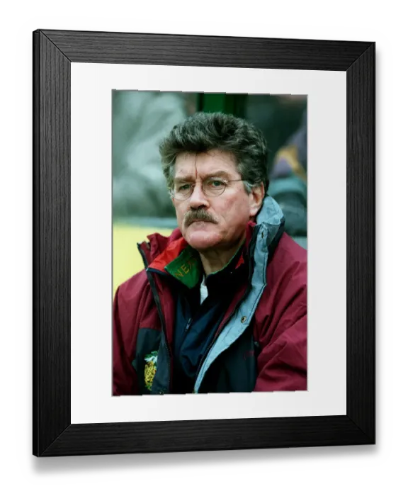 Framed Print : Bob Dwyer Leicester Tigers Coach 02 January 1998 Date: 02 January 1998 Framed Print : Bob Dwyer Leicester Tigers Coach 02 January 1998 Date: 02 January 1998
