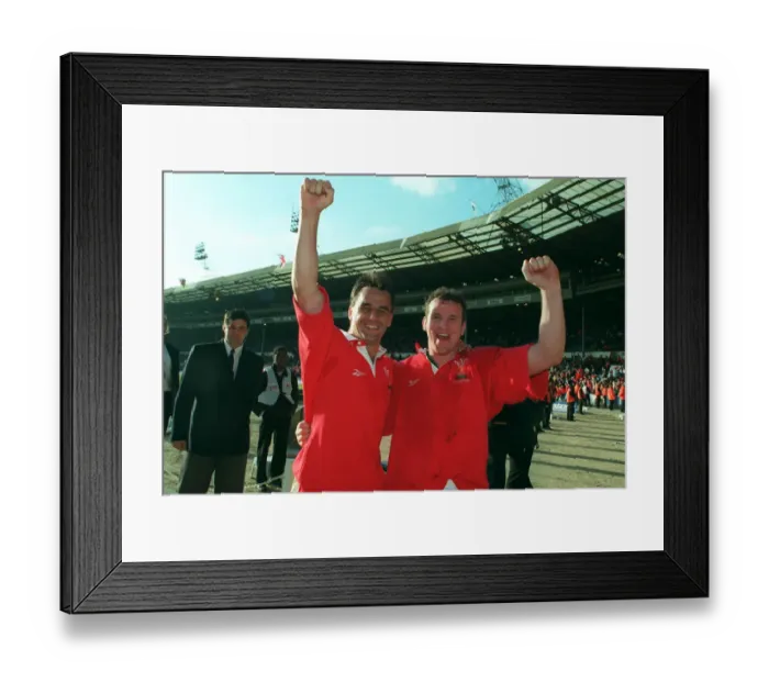 Framed Print : Shane Howarth & Ben Sinkinson Framed Print : Shane Howarth & Ben Sinkinson