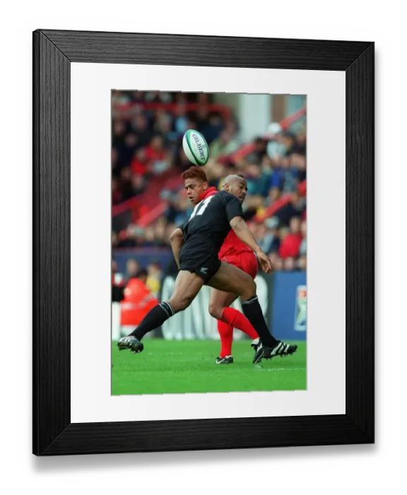 Framed Print : Jonah Lomu & Siua Taumalolo Framed Print : Jonah Lomu & Siua Taumalolo
