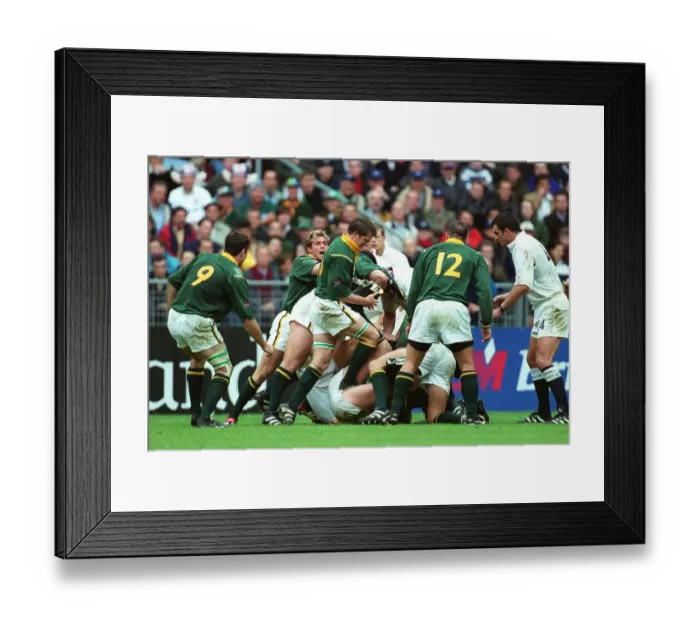 Framed Print : Robbie Fleck Stamps On Player Framed Print : Robbie Fleck Stamps On Player