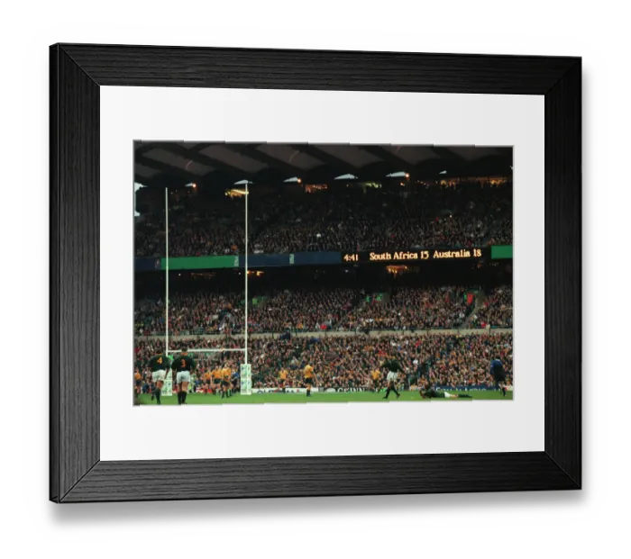 Framed Print : De Beer Kicks To Level Points Framed Print : De Beer Kicks To Level Points