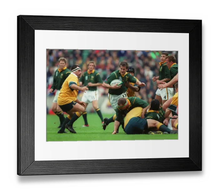 Framed Print : Robbie Fleck Looks For A Gap