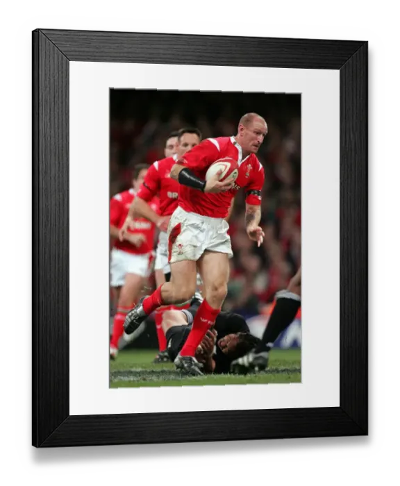 Framed Print : Gareth Thomas Leaves Rodney So Oialo