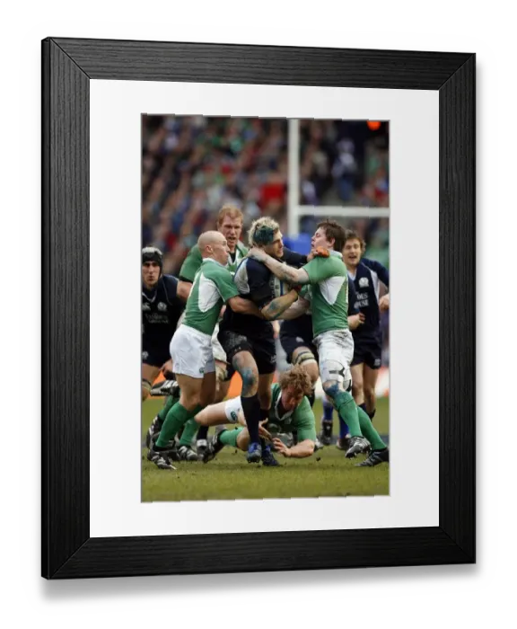 Framed Print : Sean Lamont, Stringer & O Driscoll