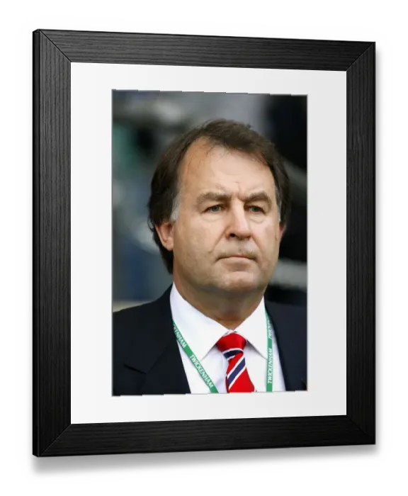 Framed Print : Martin Thomas Framed Print : Martin Thomas