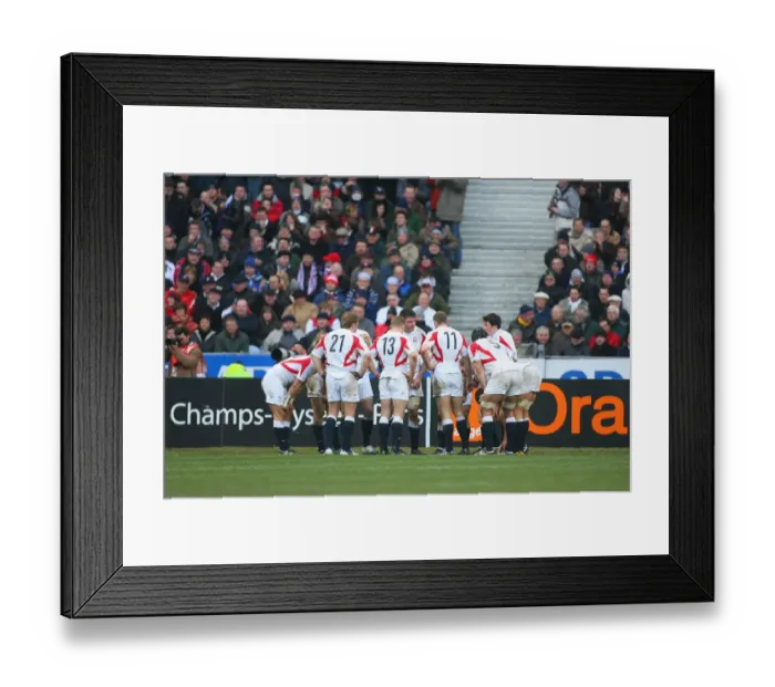 Framed Print : Dejected England Team Framed Print : Dejected England Team