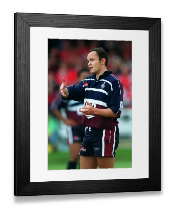 Framed Print : Simon Binns Framed Print : Simon Binns