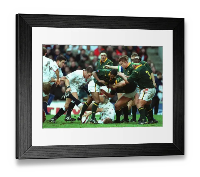 Framed Print : Matt Perry Goes To Ground Framed Print : Matt Perry Goes To Ground