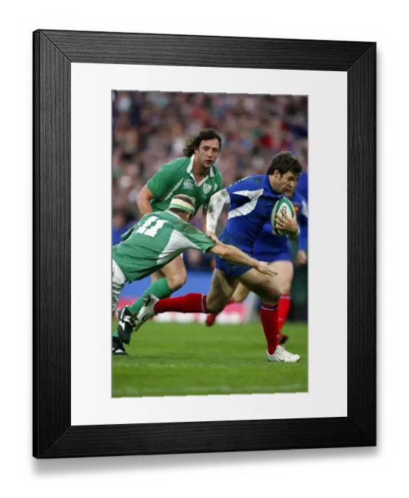 Framed Print : Vincent Clerc Breaks Through Framed Print : Vincent Clerc Breaks Through