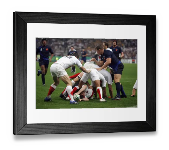 Framed Print : Dan Hipkiss Releases The Ball
