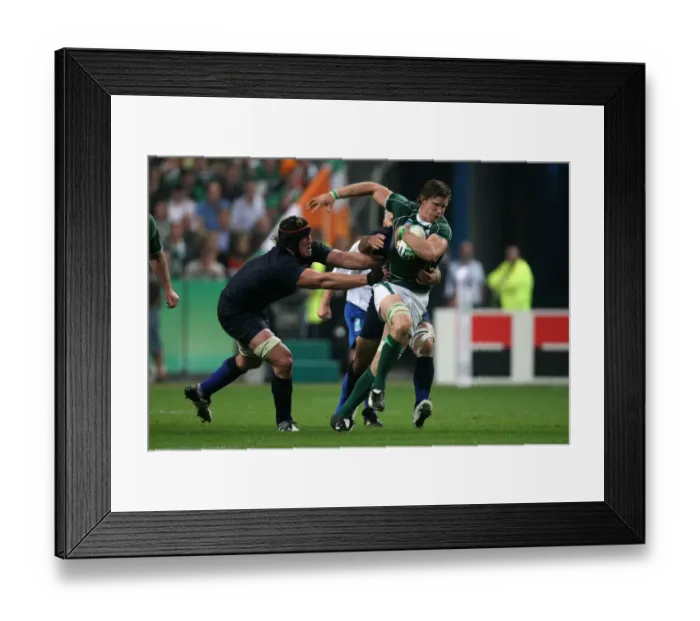 Framed Print : Simon Easterby & Jerome Thion Framed Print : Simon Easterby & Jerome Thion