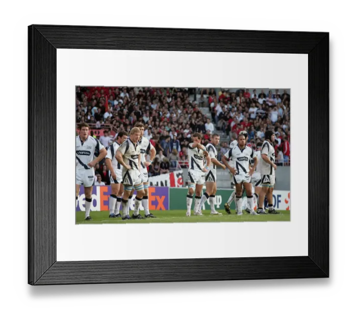 Framed Print : Sale Team During Defeat Framed Print : Sale Team During Defeat