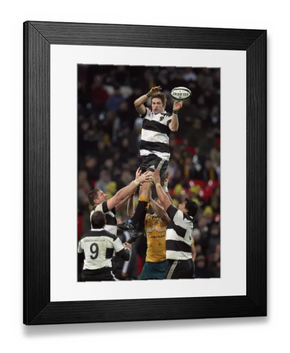 Framed Print : Richie Mccaw Wins The Line-Out Framed Print : Richie Mccaw Wins The Line-Out